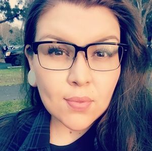 Meet your Posher, Lorraine